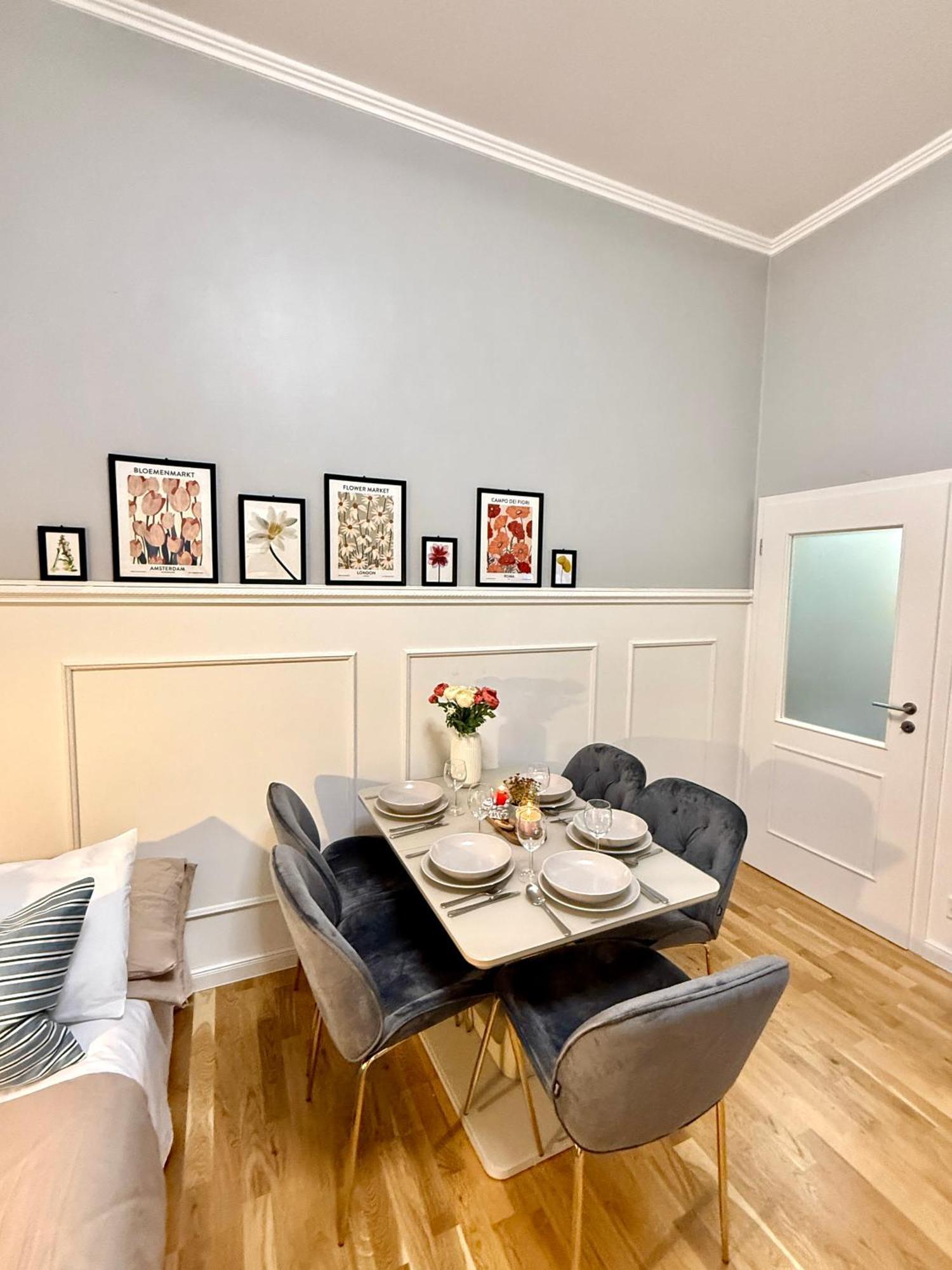 Stunning In Wenceslas Square Apartamento *